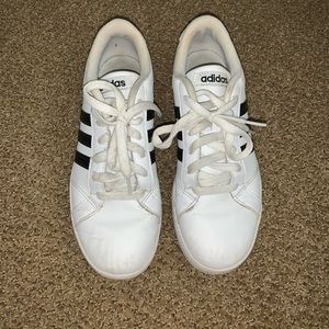 Women’s Adidas Sneakers
